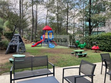 PH en Venta en Lomas del Chamizal. Privada del Bosque