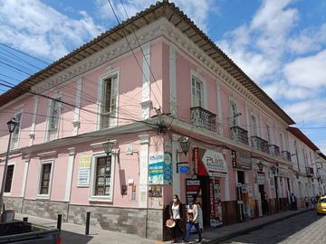 Remate 9 de Junio ¡Invierte en el Corazón de Latacunga!