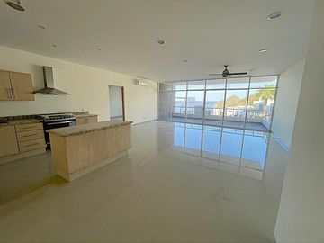 🏡 San Charbel – Oportunidad única con vista al mar en Sunset, Cabo San Lucas