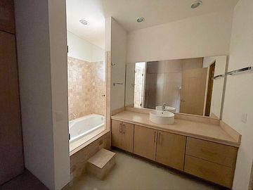 🏡 San Charbel – Oportunidad única con vista al mar en Sunset, Cabo San Lucas