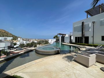 🏡 San Charbel – Oportunidad única con vista al mar en Sunset, Cabo San Lucas