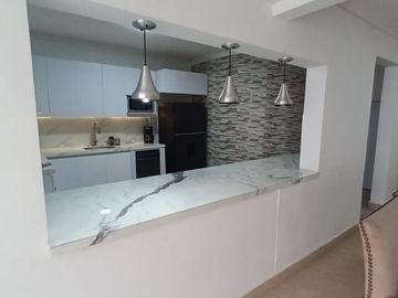Casa con Piscina en Cristales – Ideal para Vivir o Invertir