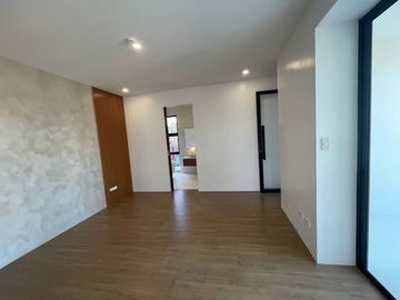 BF Homes Parañaque Brand New House For Sale! 5 bedrooms with Pool