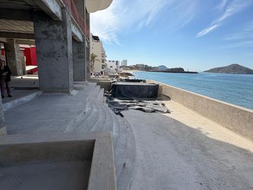 DEPARTAMENTOS EN VENTA A PIE DE PLAYA EN MAZATLAN