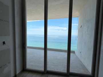 DEPARTAMENTOS EN VENTA A PIE DE PLAYA EN MAZATLAN