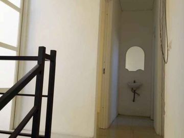 Disewakan Rumah Baru Renovasi Siap Huni di Perumahan Tropodo Waru Sidoarjo