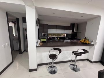 SE VENDE ESPECTACULAR CASA EN LA FLORIDA!