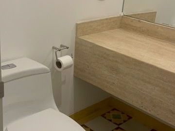 Miraflores vendo departamento primer piso 2 dormitorios con baños incorporados