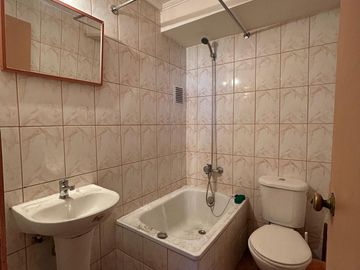 Se Vende Departamento 3 dormitorios 1 baño- cocina separada