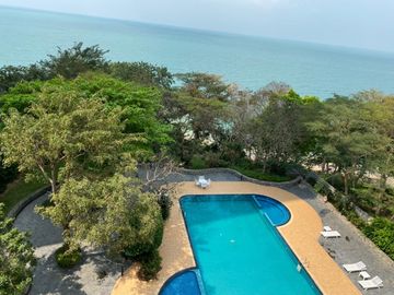 Luxurious condo for sale, structure and very good location, Sunset Heights Condo 118 sqm. 2 bedrooms, Pattaya, Sattahip, Chon Buri