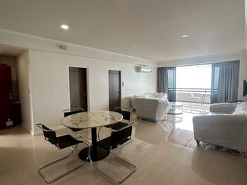 Luxurious condo for sale, structure and very good location, Sunset Heights Condo 118 sqm. 2 bedrooms, Pattaya, Sattahip, Chon Buri