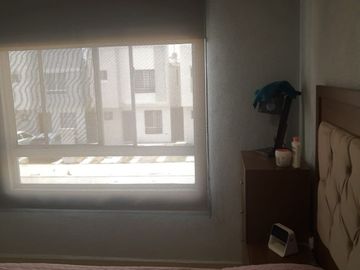 CASA EN VENTA HACIENDA DE ALBA, LEON GTO. ZONA SUR CASA DE 2 PLANTAS SOBRE BLVD. LOS PORTALES A 2 MINUTOS DE BLV. AEROPUERTO