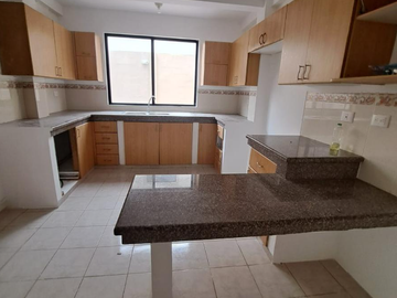Venta Casa Urbanización Ciudad Celeste Samborondon Guayaquil