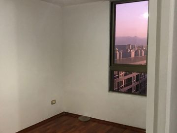 Oportunidad de Inversión, Vende Depto. 1 dormitorio 1 baño, con Bodega, Centro de Santiago.