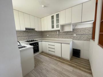 Venta De Departamento En La Molina