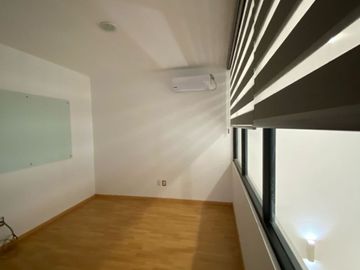 Casa de 3 recámaras y cuarto de servicio en Cumbres del Lago, Juriquilla, Querétaro