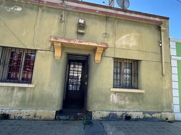 CASA EN VENTA  Santiago sur, cerca de metro ñuble