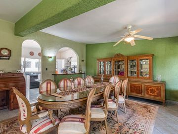 Casa de un nivel en venta, Colonia Delicias, Cuernavaca Morelos.