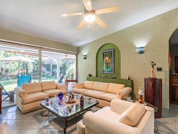 Casa de un nivel en venta, Colonia Delicias, Cuernavaca Morelos.