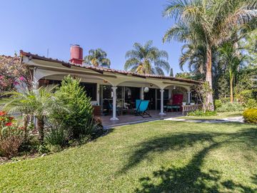 Casa de un nivel en venta, Colonia Delicias, Cuernavaca Morelos.