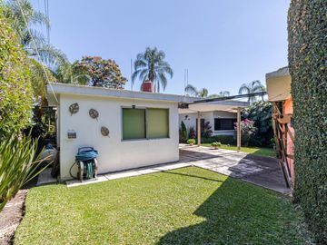 Casa de un nivel en venta, Colonia Delicias, Cuernavaca Morelos.