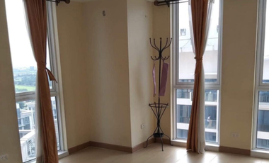 For Sale: 3BR Unit in Venice Luxury Residences
