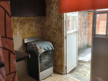 SK16 Casa En Venta En Jardin Amapolas 51, Hacienda Del Jardin, Santiago Tulyehualco, Tultepec, Edomex