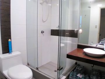 OPORTUNIDAD!! SE VENDE AMPLIA OFICINA EN SURCO, A UN PASO DE AV. BENAVIDES