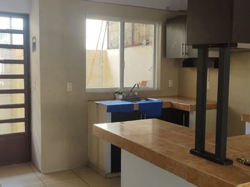 VENTA DE CASA EN LA COL. LAZARO CARDENAS