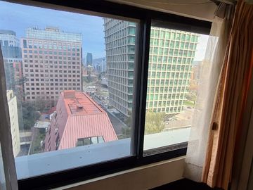 AMPLIO  DEPTO, LAS CONDES - A PASOS DEL METRO.