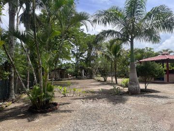 casa de venta en manta sector el aromo
