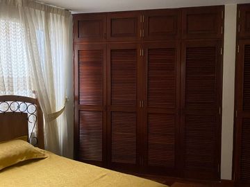 Casa en Camacho de 1,016 m² con 4 dormitorios y piscina en La Molina