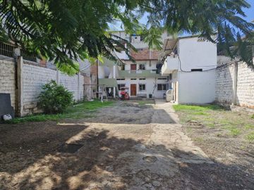 casa con terreno de venta en manta sector centro