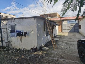 casa con terreno de venta en manta sector centro