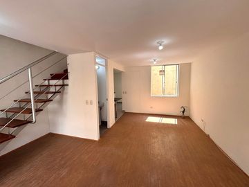 VENDO DEPARTAMENTO DUPLEX EN CHACLACAYO