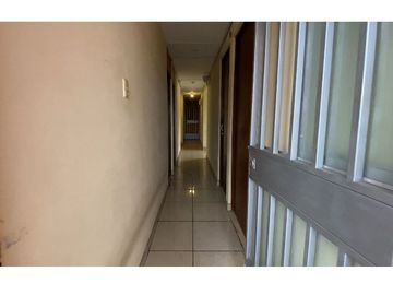 OPORTUNIDAD INVERSIONISTAS: EDIFICIO DE 6 PISOS EN VENTA frente a MEGAPLAZA