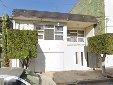 ¡Casa de Remate en Venta en La Col. Benito Juárez, Nezahualcóyotl!