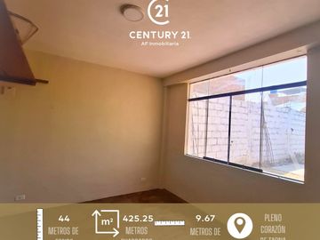 ¡Oportunidad única en TACNA! Casa espaciosa a pasos de Calle Arica y la UNJBG