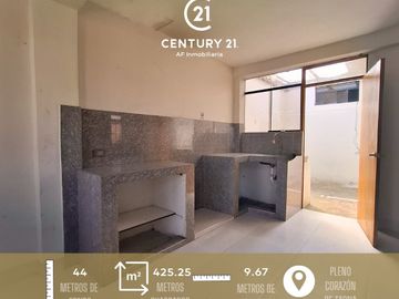 ¡Oportunidad única en TACNA! Casa espaciosa a pasos de Calle Arica y la UNJBG