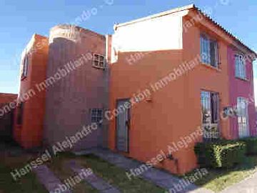 ¡Casa de Remate en Venta en Fraccionamiento Hacienda Santa Clara, Toluca!