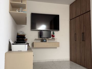 CASA EN VENTA EN LOMAS DEL MOLINO