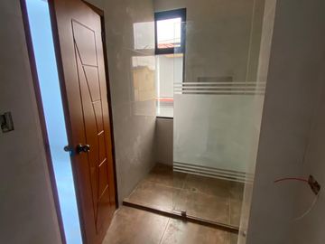 PROPIEDAD EN VENTA URB. EL DORAL
