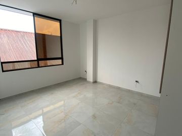 PROPIEDAD EN VENTA URB. EL DORAL
