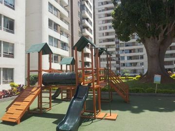 VENDO HERMOSO Y REMODELADO DPTO. EN SAN MIGUEL, FRENTE AL HOSPITAL NAVAL.