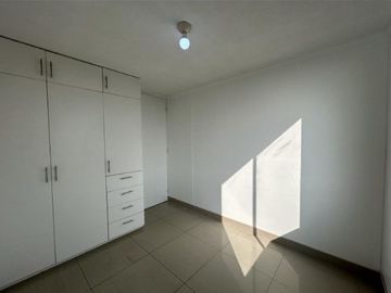 VENDO HERMOSO Y REMODELADO DPTO. DE 3 DORM. EN SAN LUIS.