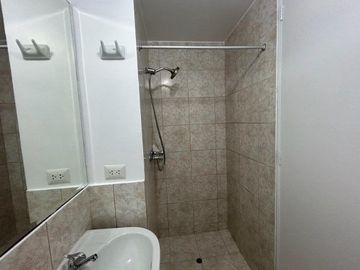 VENDO HERMOSO Y REMODELADO DPTO. DE 3 DORM. EN SAN LUIS.