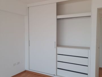 VENDO DUPLEX, EXCELENTE DISTRIBUCIÒN, URB. MAYORAZGO