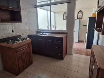 PROPIEDAD CON DOS DEPARTAMENTOS