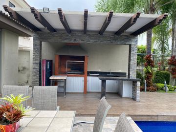Venta de casa en Samborondon