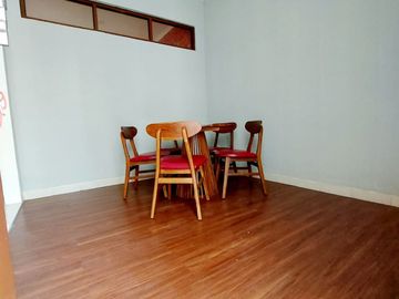 DIJUAL RUMAH MEWAH 2 LANTAI DI KOMPLEK DISCOVERY BINTARO